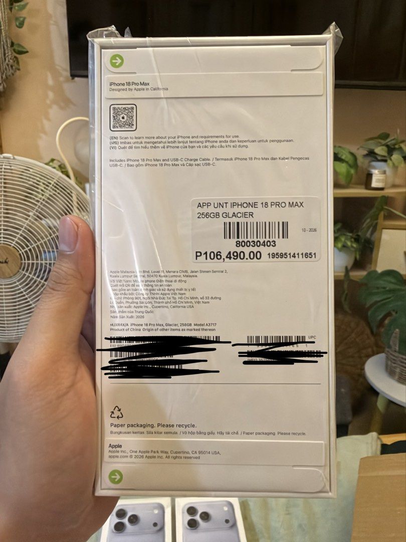 Apple iPhone 18 Pro Max 256GB Glacier (Category: iPhone 18 Series) located in Quezon City. Submitted by law.1789 (Listing ID 1469126236, Image 3). Description: BRAND NEW SEALED FIXED PRICE PO MEETUP OR PICKUP ONLY - Color: Glacier - Storage: 256GB Pickup: Tandang Sora, Quezon City Meetup: SM North / Trinoma or nearby malls.