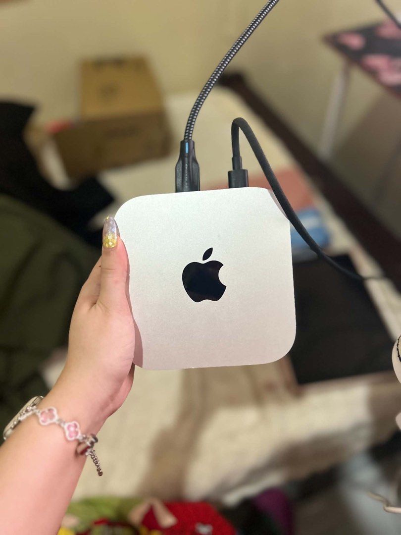 Apple Mac mini M4 Silver 256gb (Category: Desktops) located in Manila. Submitted by liveflower.8c0cf4 (Listing ID 1468966876, Image 1). Description: - Brand: Apple Mac mini (Latest M4 Chip) - Color: Silver - Performance: 10-core CPU (4 performance, 6 efficiency cores) and 10-core GPU with hardware-accelerated ray tracing - AI & Speed: 16-core Neural Engine with 120GB/s memory bandwidth - Media Engines: Hardware-accelerated H.264, HEVC, ProRes, Pr