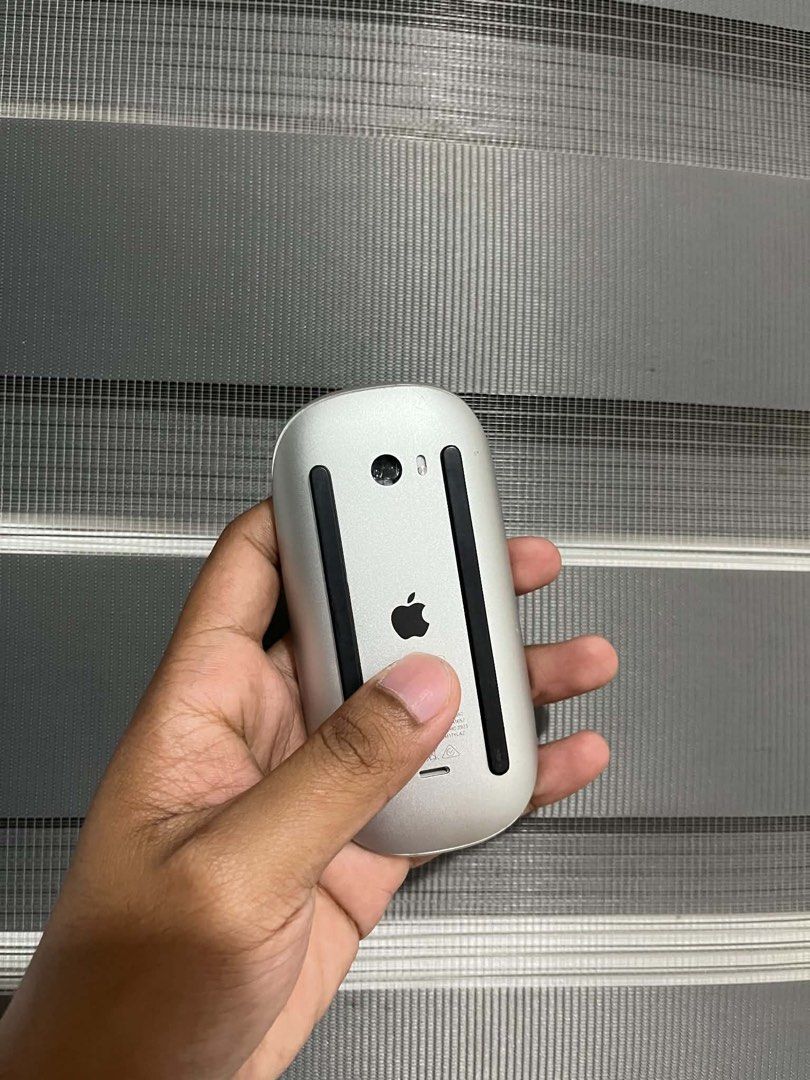 Apple magic mouse 2 (Category: Mouse & Mousepads) located in Quezon City. Submitted by all_about_retro (Listing ID 1468993964, Image 2). Description: Apple magic mouse 2 Tested ok Like new Unit only No issue Pickup.