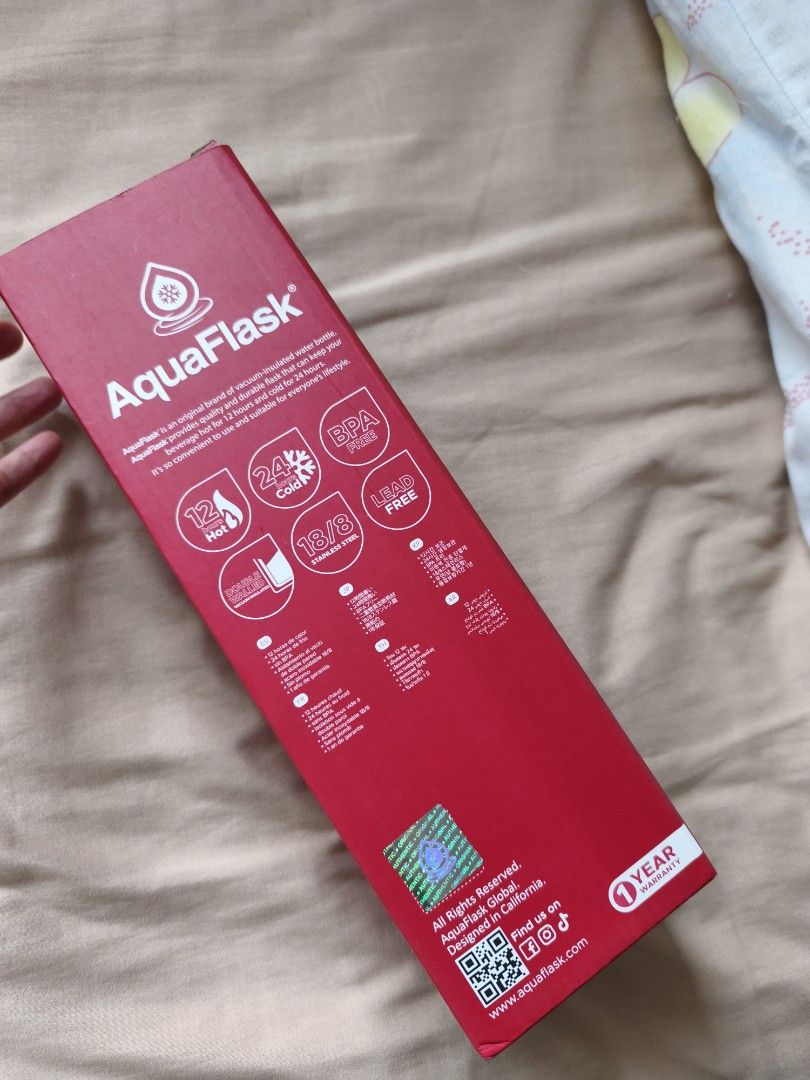 AquaFlask (Category: Water Bottles & Tumblers) located in Bacoor. Submitted by shopherelove (Listing ID 1468974712, Image 3). Description: Brand New shipping lalamove or Gogoxpress.