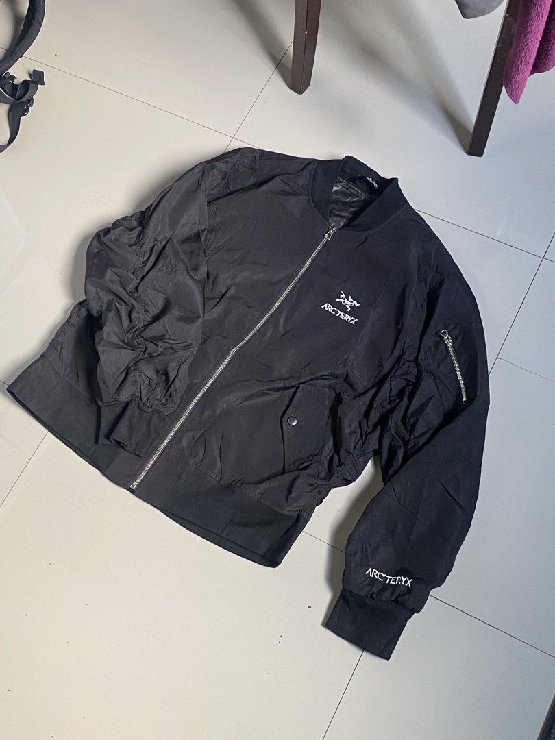 Arcteryx Bomber Jacket (Category: Coats, Jackets and Outerwear) located in Baguio. Submitted by yunothewizardking (Listing ID 1469060885, Image 2). Description: .