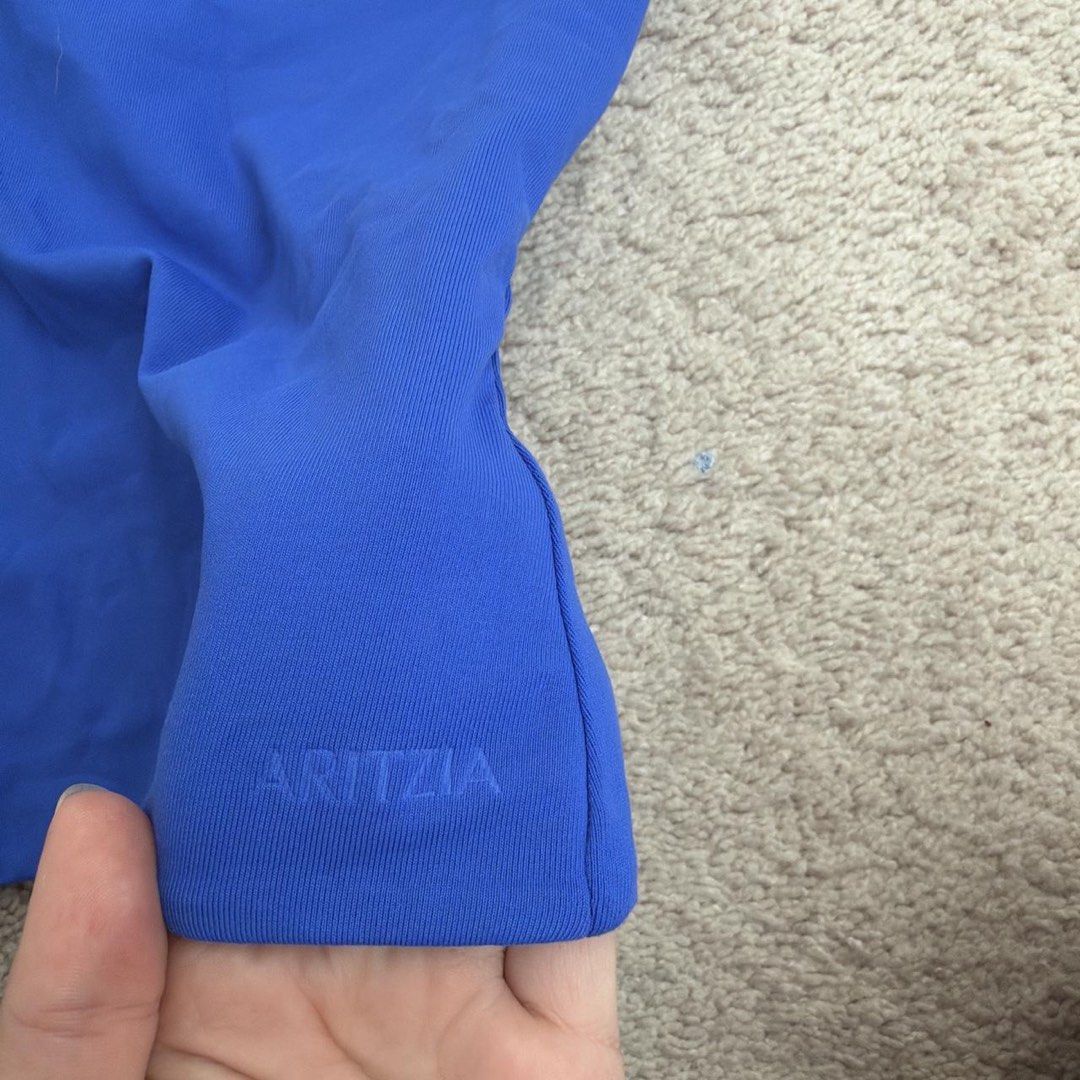 aritzia contour tube top (Category: Sleeveless) located in Makati City. Submitted by lastgirlonearthx (Listing ID 1469104613, Image 2). Description: 💌 brand new & guaranteed authentic 💌 item may come with or without tags 💌 available size: xxs, xs, s, m 💌 limited stocks only, once sold out, no restocks!.