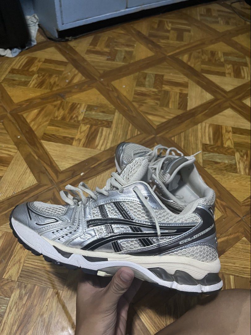 Asics Gel Kayano 14 (Category: Sneakers) located in Mandaluyong City. Submitted by lamisjoshelider (Listing ID 1469127979, Image 1). Description: used twice nego with box.