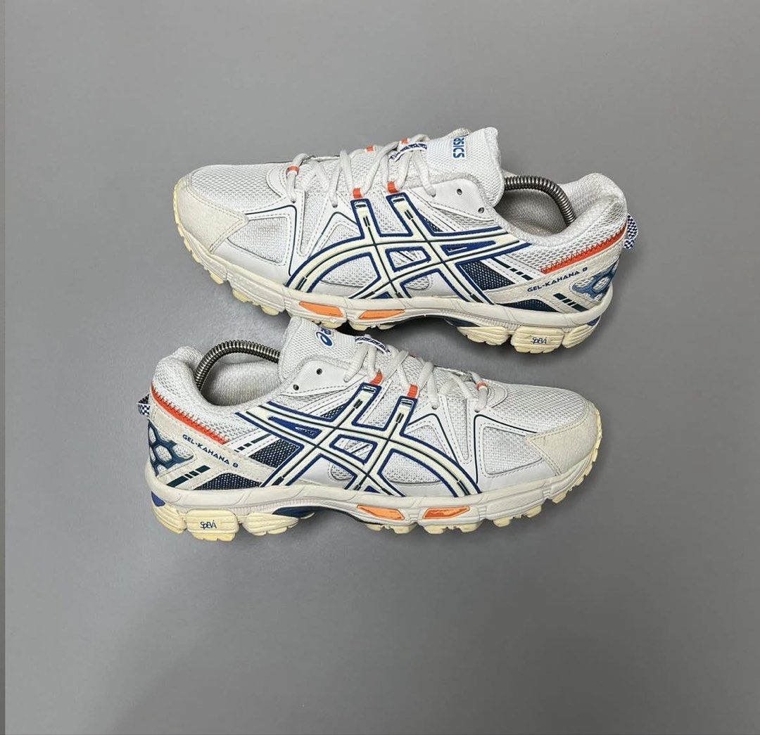 ASICS Gel-Kahana 8 (Category: Sneakers) located in Roxas City. Submitted by bincethingz_ (Listing ID 1469026228, Image 1). Description: Size 9.5 No major issue Clean & Ready to wear .