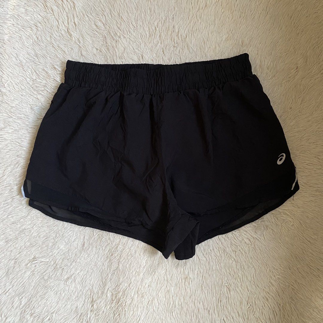 Asics Running Shorts (Category: Shorts) located in Cebu City. Submitted by stevenkylegil (Listing ID 1469037523, Image 1). Description: Asics Womens Running Short Dimension: 28-30 waist / 12 length Color rate: 10/10 Excellent condition - No issue Message me📩.