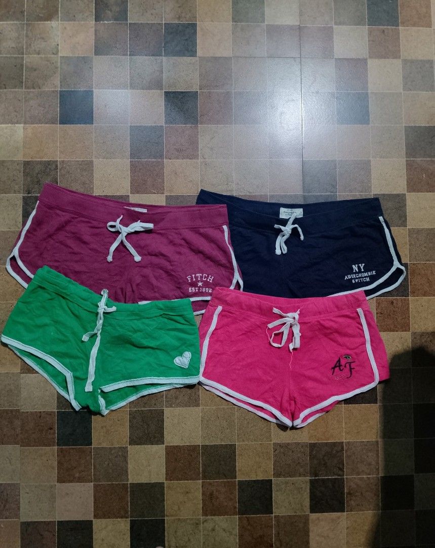 aspack micro shorts (Category: Shorts) located in Quezon City. Submitted by shesann (Listing ID 1469161357, Image 1). Description: all medium on tags.