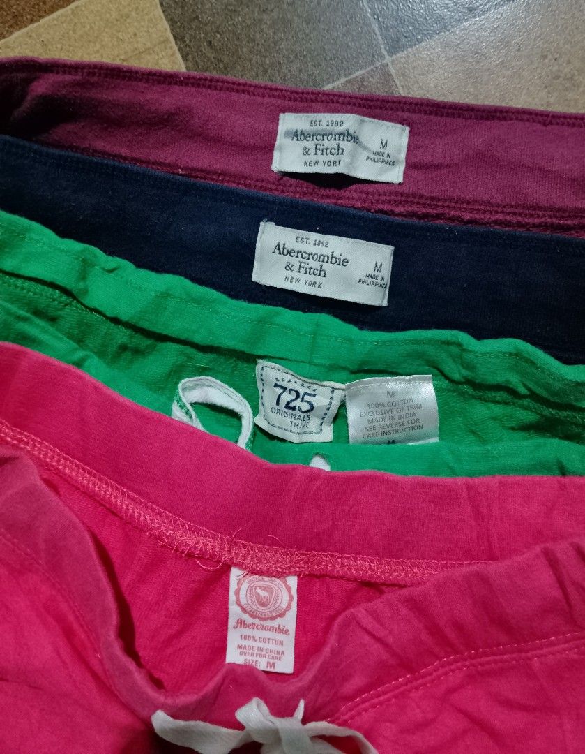 aspack micro shorts (Category: Shorts) located in Quezon City. Submitted by shesann (Listing ID 1469161357, Image 2). Description: all medium on tags.