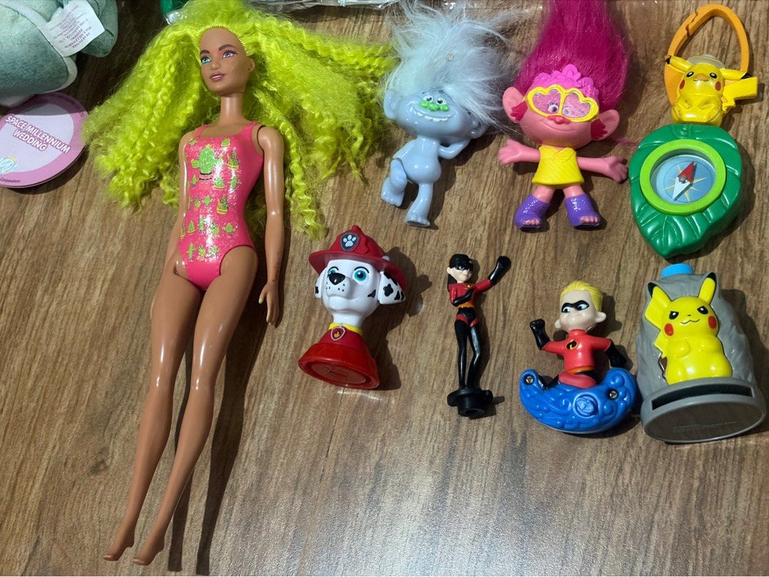 Assorted toys bundle (Category: Kids Toys) located in Balanga. Submitted by momstyle.ph (Listing ID 1469043021, Image 3). Description: -Bundle of assorted toys and collectibles. -Brand new and Sealed LEGO Duplo Fish polybag and Creator Santa Claus polybag - FREE Hello kitty SALE PRICE💕.