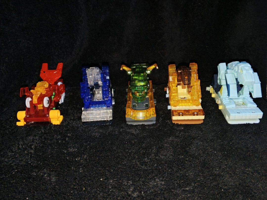 Auldey brand's Screechers Wild! series (Category: Interactive Toys) located in Baguio. Submitted by iyakoy (Listing ID 1469047587, Image 1). Description: Selling as set.