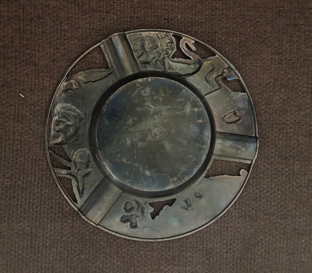 Vintage Australia Metal Ashtray (Category: Other Home Decor) located in Binan City. Submitted by impulsebuyer12 (Listing ID 1468998253, Image 2). Description: Vintage metal ashtray around 5 inches It’s heavy and never been used.