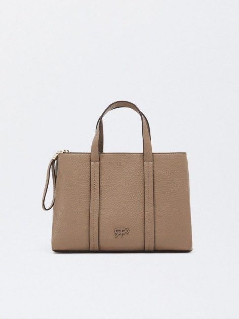 AUTH Parfois Brown Crossbody Satchel Bag (Category: Cross-body Bags) located in Manila. Submitted by bbygirly (Listing ID 1469086069, Image 3). Description: Parfois CA Women's Medium Crossbody Bag in Camel - Preloved used twice lang - No more dustbag - Dm for actual pics.