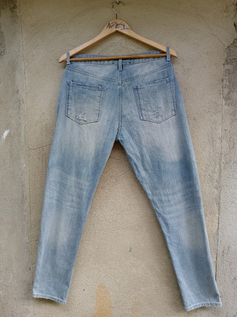 AUTHENTIC! " KITH (Varick) MEN " (Category: Jeans) located in Danao, Cebu. Submitted by psychypymb40965 (Listing ID 1469104325, Image 2). Description: details are in first photo ‎pm/dm for other details,issues or transactions ‎negotiable! 👊😁 ‎2nd Account Available Shoes, Bags, Sandals, Slippers & more footwear just click the link below 💚👇😁❤️ or follow for update stocks. ‎https://www.carousell.ph/u/azaiahnere02/?t-id=PJuARdaOwh_1792405350100&