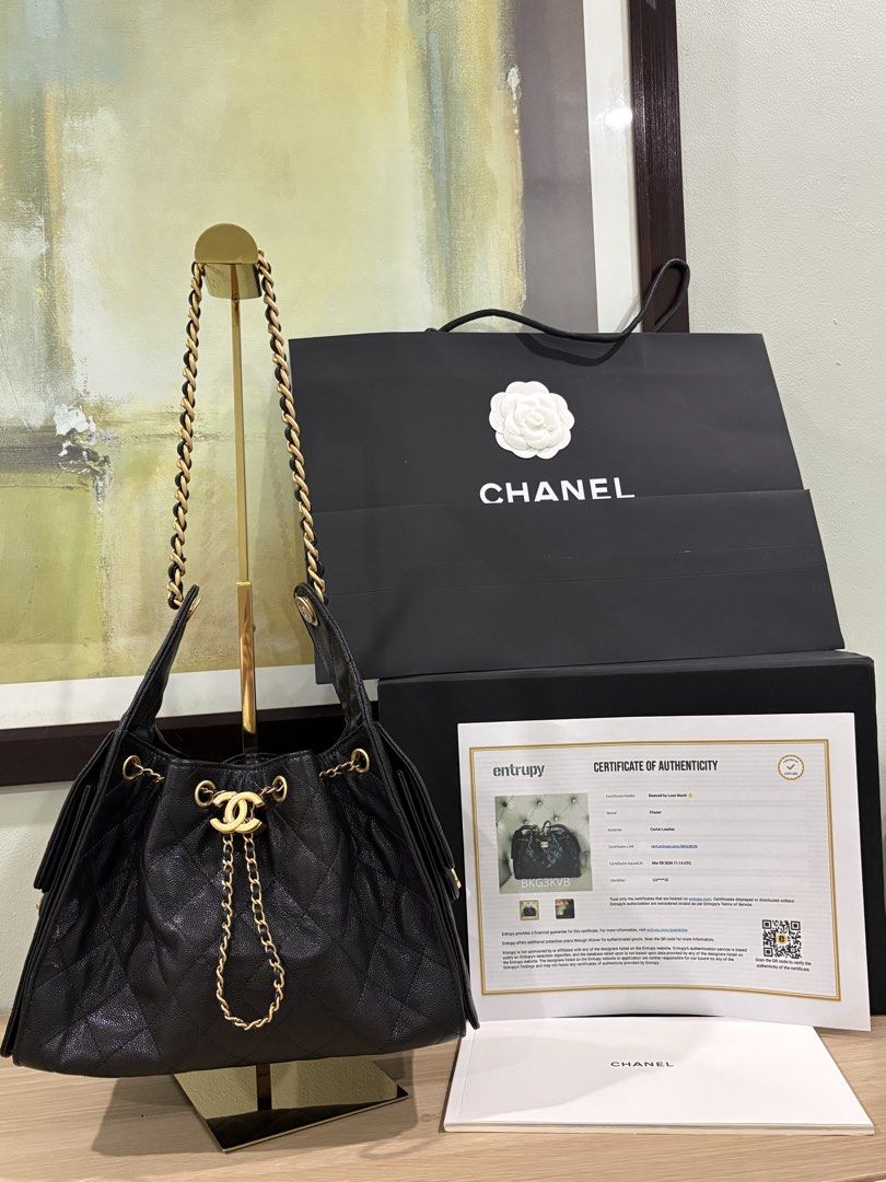 Authentic Chanel 25 small in GHW with entrupy certificate (Category: Luxury Bags & Wallets) located in Quezon City. Submitted by herluxe_official (Listing ID 1469143988, Image 3). Description: On hand available Can meet up Complete inclusions With box, dustbag Paper bag Complete papers and entrupy certificate .