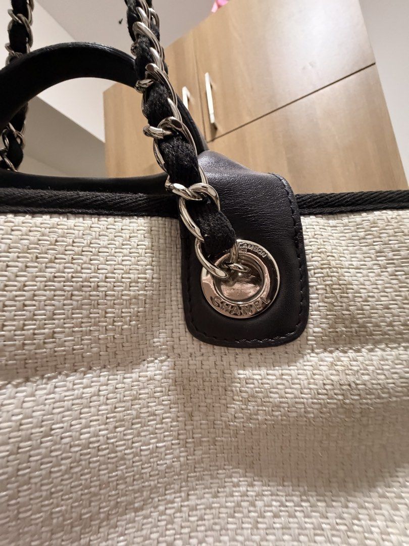 authentic chanel 31 rue cambon (Category: Tote Bags) located in Quezon City. Submitted by silverhaired (Listing ID 1469050414, Image 3). Description: - Model: Chanel 31 rue cambon - Color: Black and White - Branding: Iconic Chanel logo and Rue Cambon Paris lettering on the front - Straps: Double leather top handles and intertwined chain-leather shoulder straps - Hardware: Silver-tone with engraved Chanel branding - Interior: Spacious everyday car