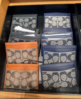 (Category: ) located in . Submitted by delicatelypreloved (Listing ID 1469105869, Image 1). Description: .