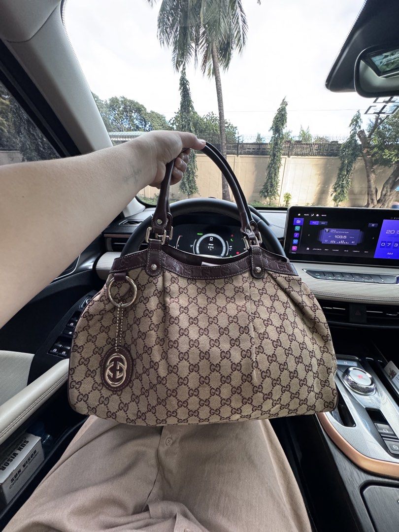 Authentic GUCCI Sukey Large 211943 (Category: Luxury Bags & Wallets) located in Manila. Submitted by thriftyhaven2023 (Listing ID 1469160642, Image 1). Description: GUARANTEED AUTHENTIC No inclusion Price is still Negotiable No flaws .