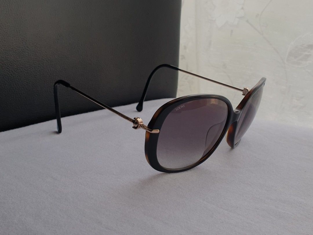 Authentic Loewe Sunglasses (Category: Sunglasses & Eyewear) located in Quezon City. Submitted by WasalakTwo (Listing ID 1468948635, Image 3). Description: Bought in Japan Made in Italy Excellent condition Clean and presentable Open for delivery nationwide.