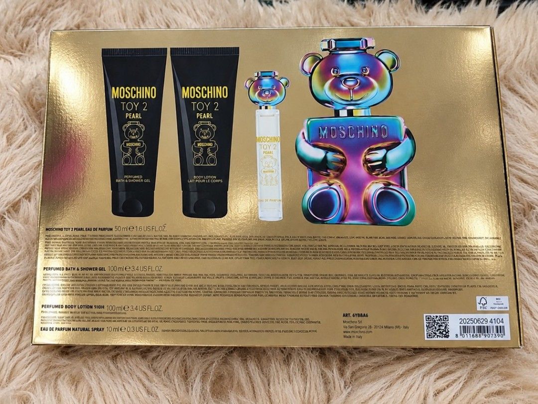Authentic Moschino Toy 2 Gift Set (Category: Fragrance & Deodorants) located in La Trinidad. Submitted by designerluxeshop (Listing ID 1469031501, Image 1). Description: Brand-new Moschino Toy 2 gift set with paperbag, 💯% original, in excellent condition, free shipping, message us if interested, delivery is ready onhand.