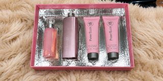 (Category: ) located in . Submitted by designerluxeshop (Listing ID 1469034595, Image 1). Description: .