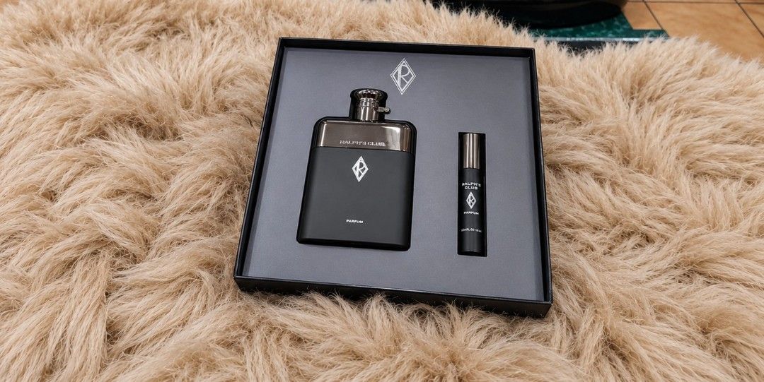 Authentic Ralph Lauren Gift Set (Category: Fragrance & Deodorants) located in La Trinidad. Submitted by designerluxeshop (Listing ID 1469058030, Image 1). Description: Brand-new Ralph Lauren gift set with paperbag, 💯% original, in excellent condition, shipping is free, message us if interested, delivery is ready onhand.