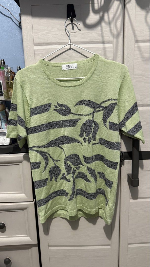 Avocado Knitted Rose Top (Category: Shirts) located in Quezon City. Submitted by dinesaur (Listing ID 1469042767, Image 1). Description: .