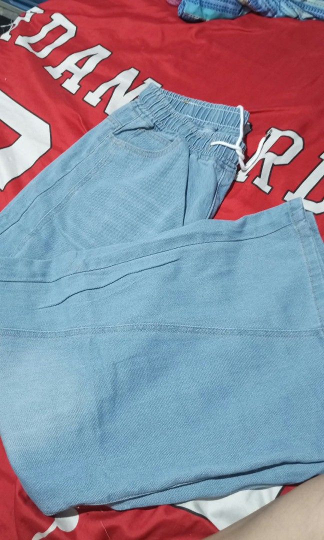 baggy for men (Category: Jeans) located in Pasay City. Submitted by trueocean_d2c5d2 (Listing ID 1468953016, Image 3). Description: size xl on tag.