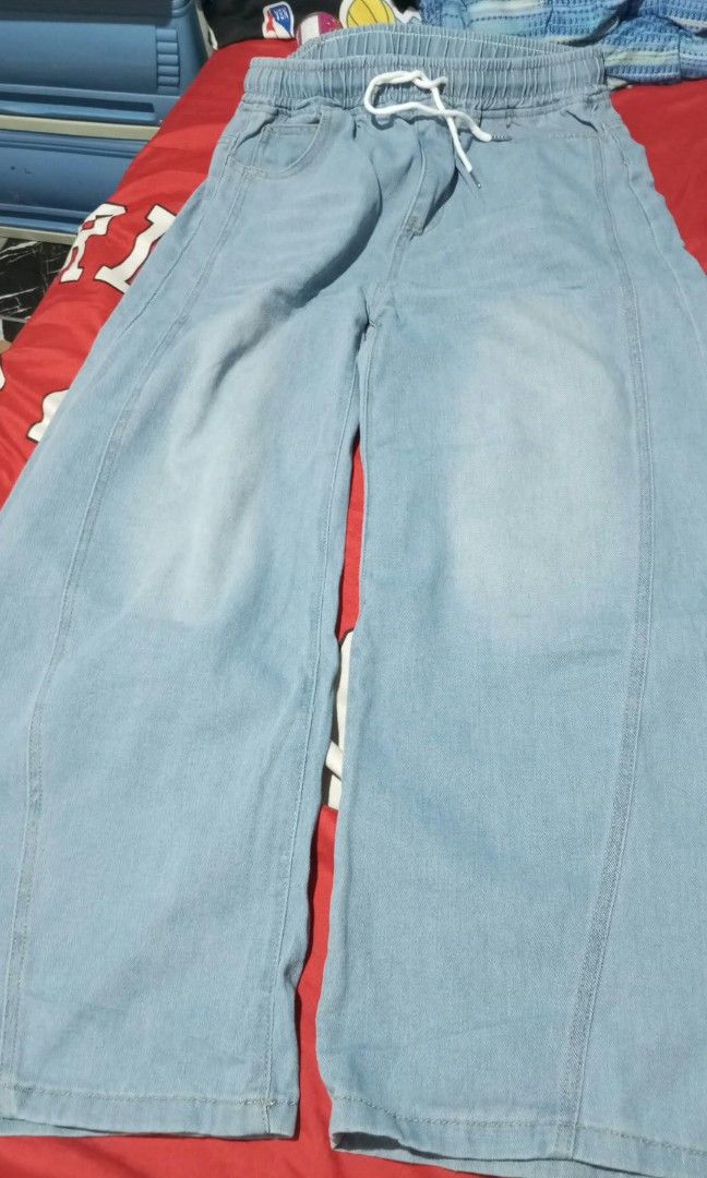 baggy for men (Category: Jeans) located in Pasay City. Submitted by trueocean_d2c5d2 (Listing ID 1468953016, Image 2). Description: size xl on tag.