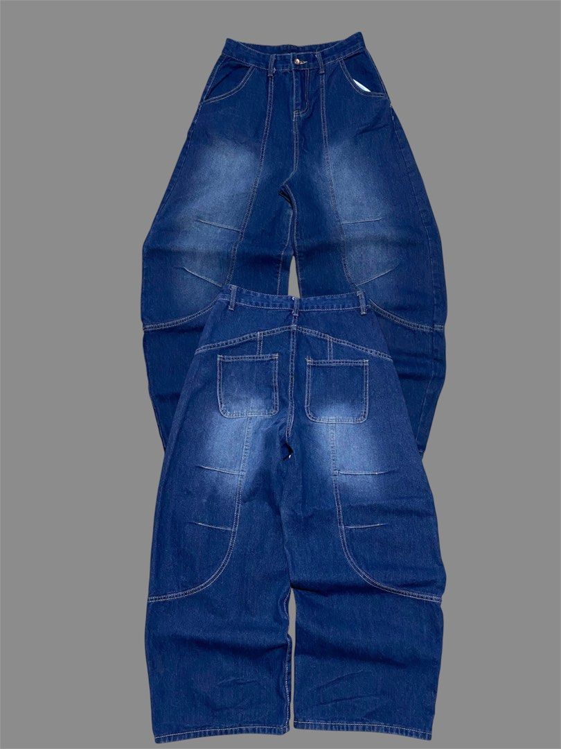 BAGGY PANTS (Category: Jeans) located in San Pablo. Submitted by tripnthrift15 (Listing ID 1468939366, Image 1). Description: BAGGY PANTS SIZE 30 LENGTH 39 LEG OPENING 11 THIGH 14.