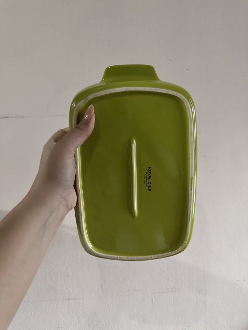 Baking Dish Ceramic Green (Category: Dinnerware & Cutlery) located in Las Pinas. Submitted by chi.closet.sale (Listing ID 1469141281, Image 3). Description: .