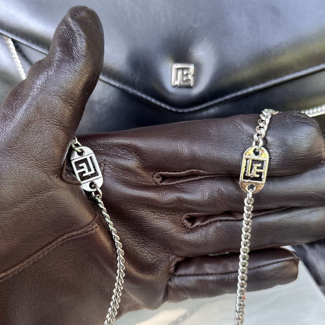 BALMAIN Smooth calfskin PB Logo Shoulderbag (Category: Shoulder Bags) located in Cagayan de Oro. Submitted by kjcartier26 (Listing ID 1468997329, Image 3). Description: Authentic, Silver strap, Good corners. - With dustbag, Powdery inside - Smooth calfskin Material.