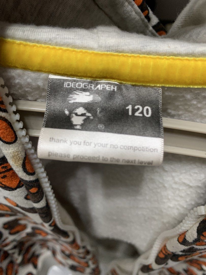 bape kids hoodie (Category: Coats, Jackets and Outerwear) located in San Pablo. Submitted by rishiay (Listing ID 1469087040, Image 3). Description: xxs-s loc: qc.