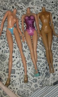 (Category: ) located in . Submitted by barbies_storeee-13 (Listing ID 1469084588, Image 1). Description: .