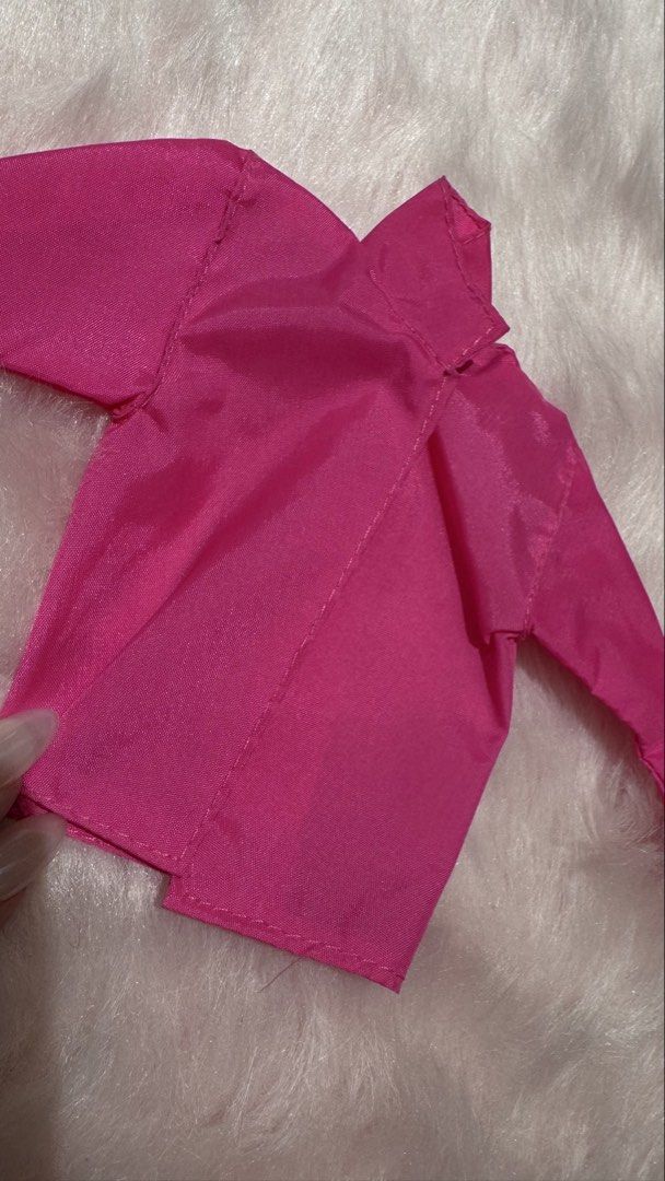 Barbie Hot Pink Doll Jacket (Category: Kids Toys) located in Mandaluyong City. Submitted by maelovestoshop (Listing ID 1469133784, Image 2). Description: No flaws like new.