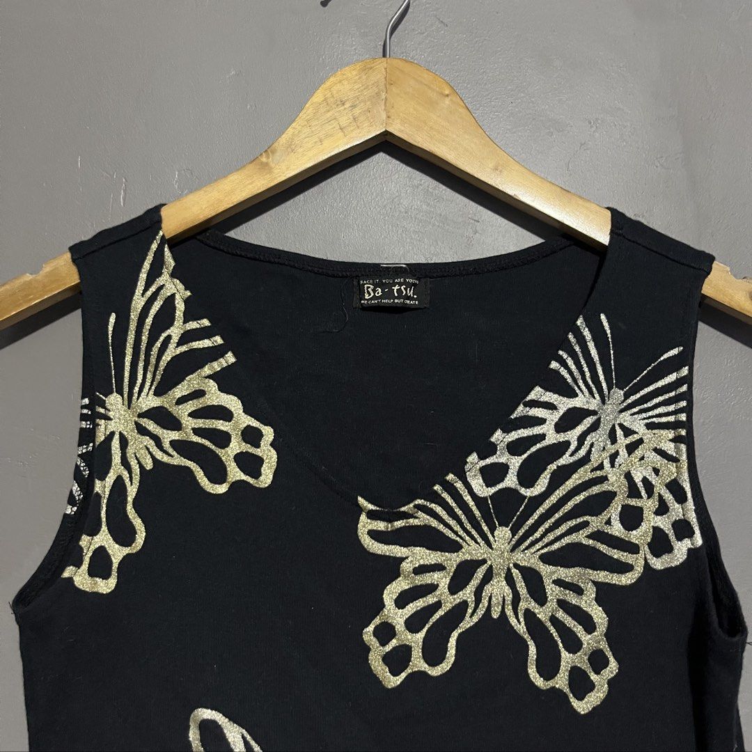 Ba-Tsu Butterfly Tank Top (Category: Sleeveless) located in Calauan. Submitted by randomthrift.womens (Listing ID 1468962175, Image 2). Description: .