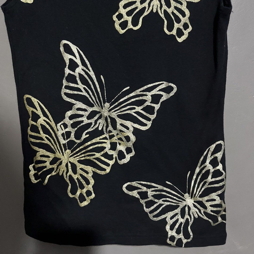 Ba-Tsu Butterfly Tank Top (Category: Sleeveless) located in Calauan. Submitted by randomthrift.womens (Listing ID 1468962175, Image 3). Description: .
