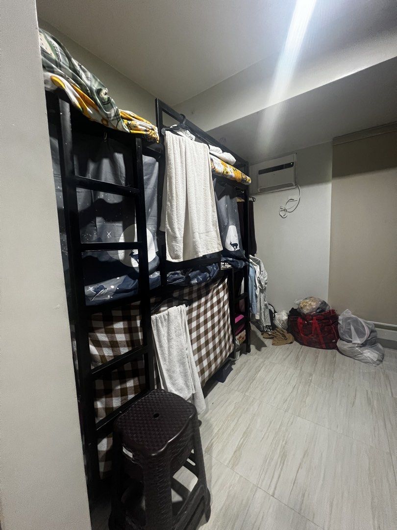Bedspace for Rent (Category: Room Rentals) located in Manila. Submitted by kimperea3 (Listing ID 1468997905, Image 2). Description: AIRCONDITIONED FEMALE or MALE BEDSPACER (Lowrise Condominium Fully furnished/air conditioned) Walking distance sa lahat ng accessible place 🚶‍♀️MRT SHAW/STARMALL (5mins walk) 🚶‍♀️MEGAMALL (15mins walk) 🚶GREENFIELD (7mins walk) 📍Location: Citicondos Malinao Ready for viewing Rental fee: 4000 middle deck Payment te