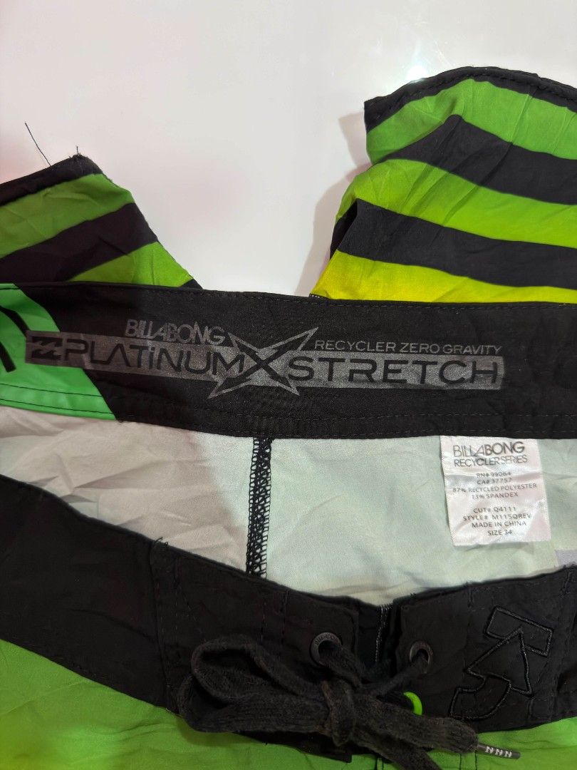 Billabong (Category: Activewear) located in Roxas, Mindoro Oriental. Submitted by rippedbitch (Listing ID 1469005238, Image 3). Description: size 32-36waist no issues.
