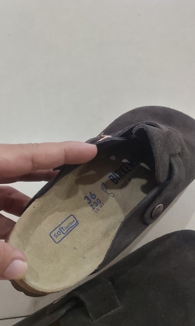 BIRKENSTOCK CLOGS SUEDE DARK BROWN (Category: Slippers and slides) located in Iloilo. Submitted by skerittt (Listing ID 1469140920, Image 2). Description: BIRKENSTOCK CLOGS SUEDE DARK BROWN SIZE 36 NO FLAWS.