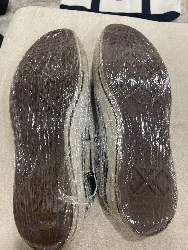 Black and White chuck taylors midcut (Category: Sneakers) located in Manila. Submitted by bedlambuzz (Listing ID 1469066262, Image 2). Description: Wysiwg No box Plastic wrapped for storage Worn as described Clean soles as I keep my shoes clean.