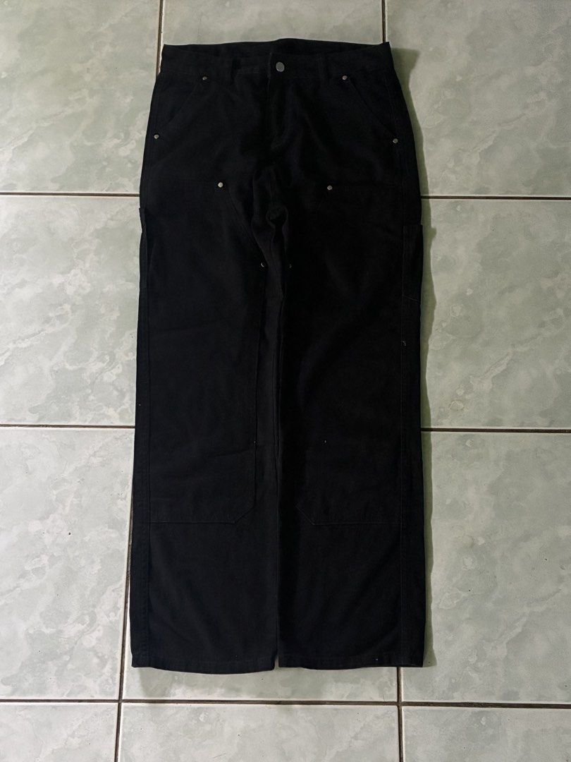 Black Carpenter Pants Double Knee (Category: Jeans) located in Batangas. Submitted by jinventoryarchive (Listing ID 1469060192, Image 1). Description: Waist: 33 Length: 41 Leg Op: 9 Thigh: 12 - Color: Solid black - Material: Heavy-duty cotton fabric - Durability: Double knee panels and rivet reinforcements at stress points - Storage: Multiple utility pockets and side hammer loop - Fit: Straight leg cut, pairs great with sneakers - Style: Everyday