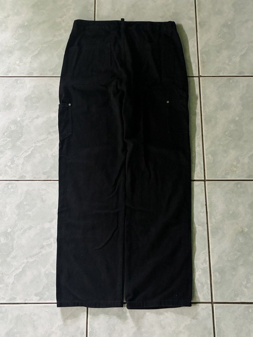 Black Carpenter Pants Double Knee (Category: Jeans) located in Batangas. Submitted by jinventoryarchive (Listing ID 1469060192, Image 3). Description: Waist: 33 Length: 41 Leg Op: 9 Thigh: 12 - Color: Solid black - Material: Heavy-duty cotton fabric - Durability: Double knee panels and rivet reinforcements at stress points - Storage: Multiple utility pockets and side hammer loop - Fit: Straight leg cut, pairs great with sneakers - Style: Everyday