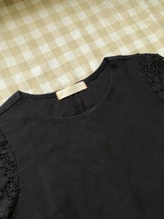 (Category: ) located in . Submitted by closetclearout_co (Listing ID 1468933618, Image 1). Description: .