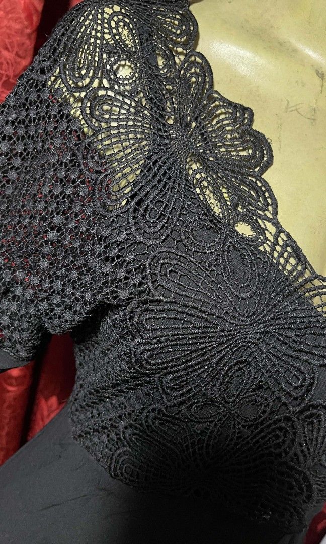 Black lace top mini dress (Category: Dresses) located in Manila. Submitted by wheneity67thifted (Listing ID 1469032604, Image 3). Description: .