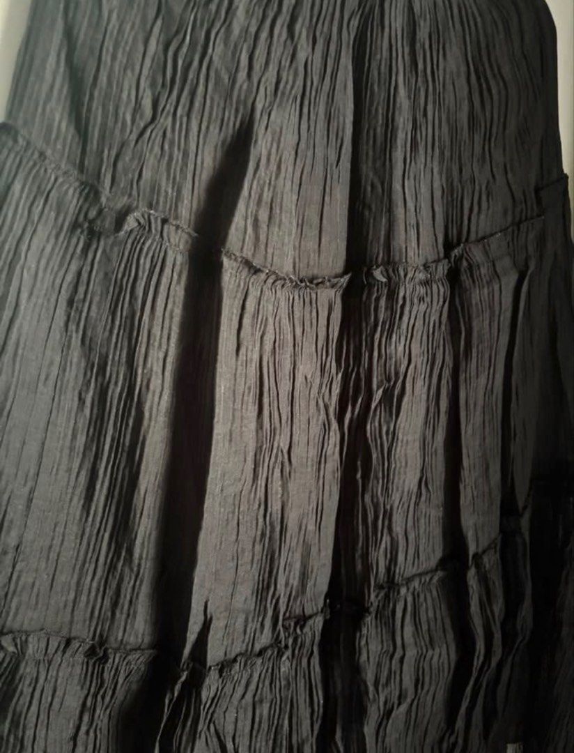 Black Tiered Maxi Skirt (Category: Skirts) located in General Trias. Submitted by r_bimil (Listing ID 1469157920, Image 3). Description: Black Tiered Maxi Skirt for sale!.