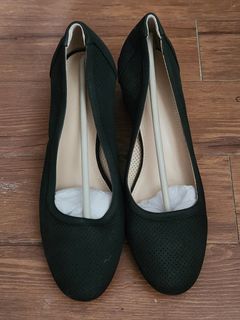 (Category: ) located in . Submitted by wearitagainph (Listing ID 1468973700, Image 1). Description: .