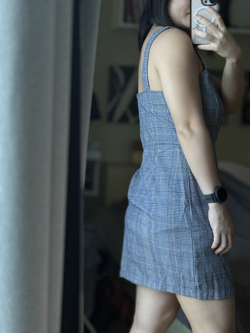 Blue Plaid Checkered Square Neck Bodycon Mini Dress (Category: Dresses) located in Pasig City. Submitted by laagn.ph (Listing ID 1469089784, Image 2). Description: - Style: Blue plaid mini dress with white, blue, and subtle yellow grid lines - Design: Square neckline, thick straps, fitted bodice, defined waistline, and straight hem (above the knee) - Closure: Hidden back zip - Material: Structured cotton-blend fabric - Occasion: Great for casual 