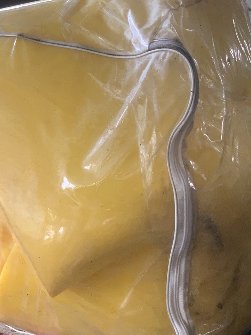 Bnew Egg shell medical mattress (Category: Medical Supplies & Tools) located in Quezon City. Submitted by sojisup (Listing ID 1468964437, Image 1). Description: Never used. Just stocked still in bağ. Declutterring thank you .