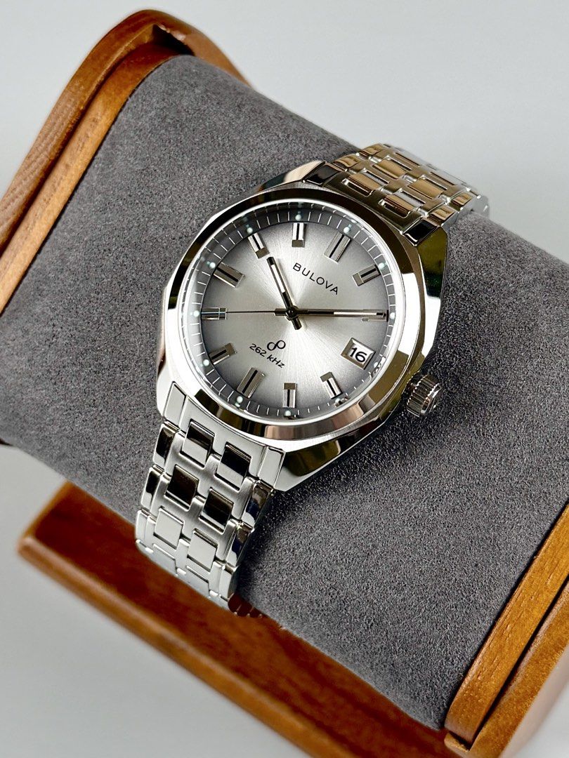 BNIB Bulova “Jetstar - Gradient Gray” Precisionist 262 kHz (Category: Men's Watches) located in Quezon City. Submitted by fluxcapacitorjp (Listing ID 1468955120, Image 3). Description: BNIB Bulova “Jetstar - Gradient Gray” Precisionist 262 kHz - Brand new. - Complete set with e-guarantee. - 40mm case diameter. - Sapphire crystal. - Stainless steel case. - Stainless steel case. - Gradient gray dial. - Luminous hands and markers. - 50M water resist
