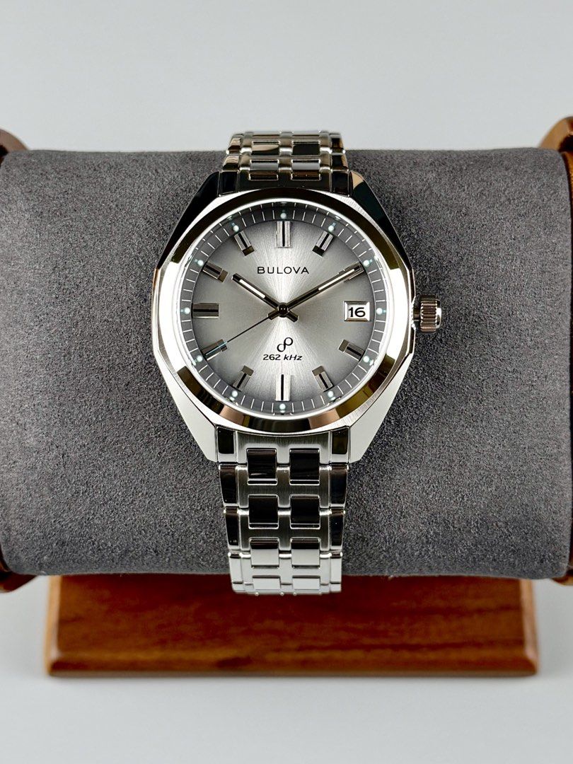 BNIB Bulova “Jetstar - Gradient Gray” Precisionist 262 kHz (Category: Men's Watches) located in Quezon City. Submitted by fluxcapacitorjp (Listing ID 1468955120, Image 2). Description: BNIB Bulova “Jetstar - Gradient Gray” Precisionist 262 kHz - Brand new. - Complete set with e-guarantee. - 40mm case diameter. - Sapphire crystal. - Stainless steel case. - Stainless steel case. - Gradient gray dial. - Luminous hands and markers. - 50M water resist
