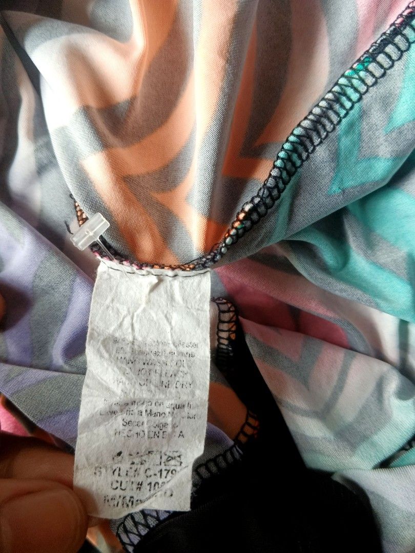 Bodysuit outfit (Category: Looking For) located in Manila. Submitted by icamalicdem29 (Listing ID 1469053926, Image 3). Description: Cemi Ceri.